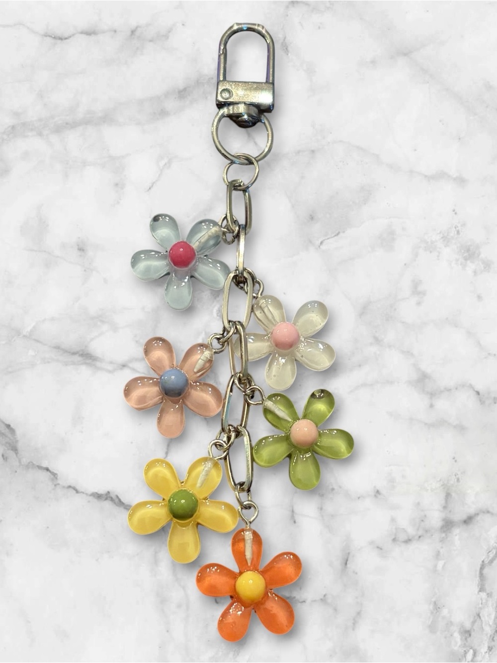 Multicolor Daisy Charm Keychain - Pastel Flower Pendant